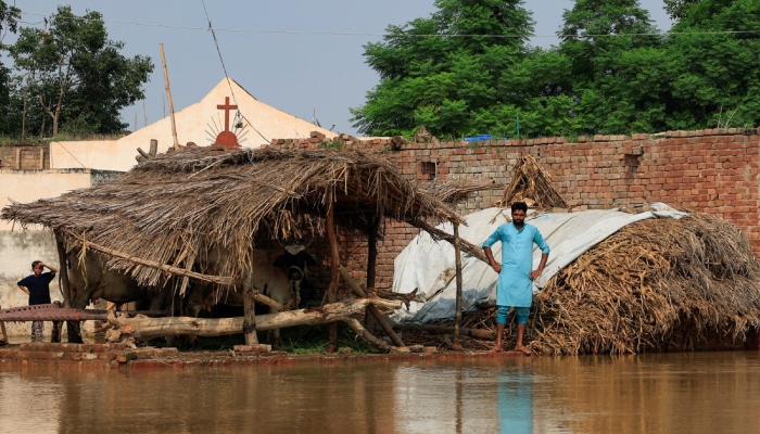 Flood scare fades in south Punjab as rescue efforts go on