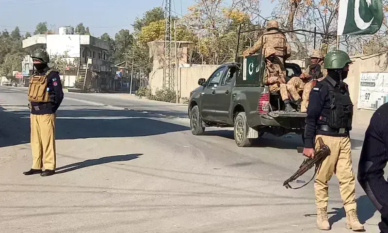 9 cops martyred, 28 injured as police checkpost comes under attack in KP’s Hangu