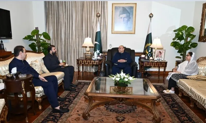 Terrorist attempts to impede Balochistan’s development will be foiled ‘at all costs’, Zardari tells CM Bugti