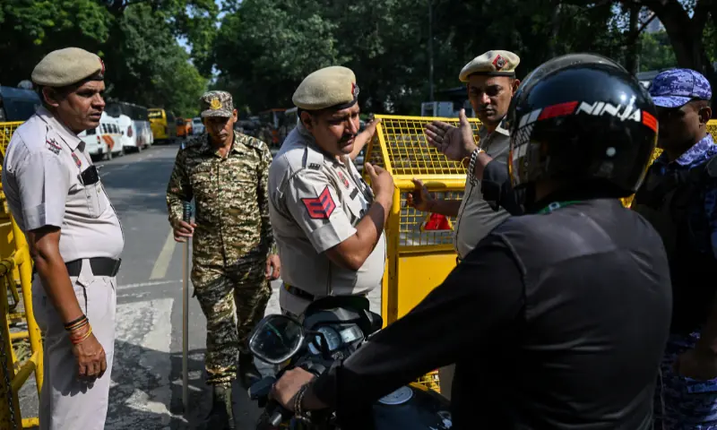 New Delhi police detain top ‘cockroach’ leaders after flash protest at Jantar Mantar
